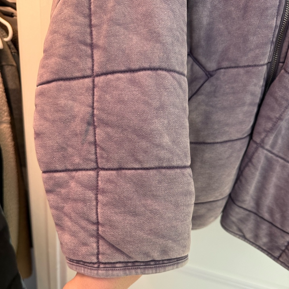 Quilted Jacket - Picture 3 of 4